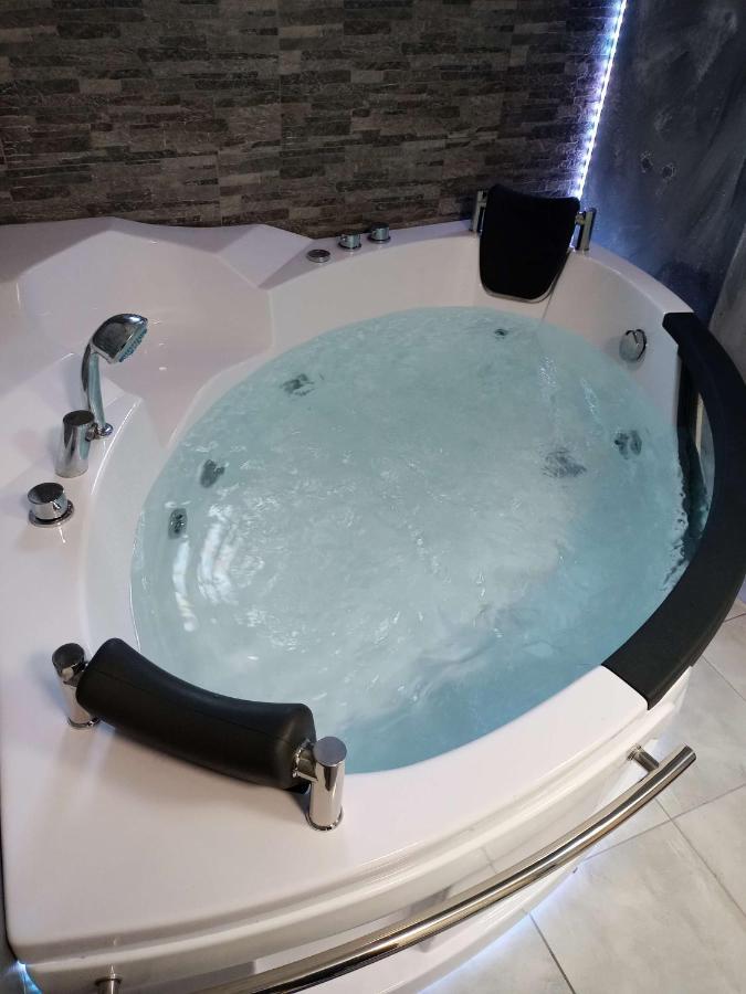 Honey Apartment Lendava Εξωτερικό φωτογραφία